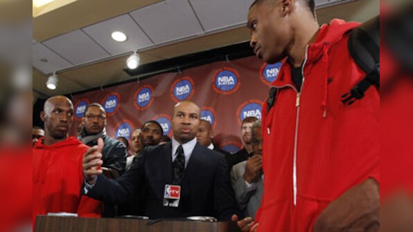 Lockout forces NBA to scrap games through 15 December