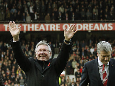 Ferguson celebrates 25th anniversary with win but City stay Ferguson celebrates 25th anniversary with win but City stay