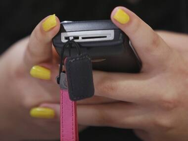 Pak bans dirty texting: just say no to monkey crotch