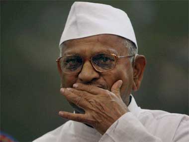 Pawar slapped, Anna smirked Pawar slapped, Anna smirked