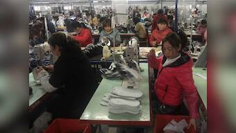 China loses steam, manufacturing slumps to 32-month low 