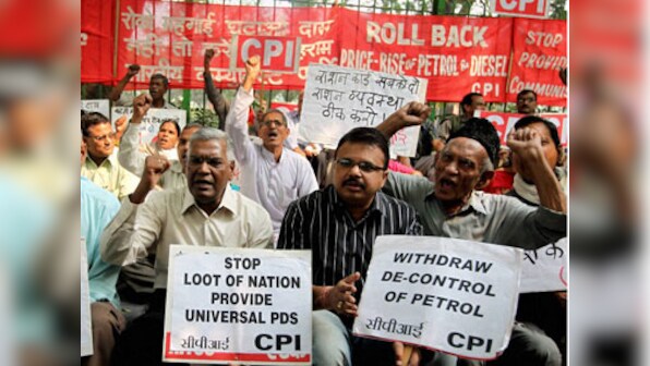Left parties support bandh call by CAIT on Dec 1