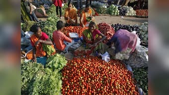 Farm produce traders jump on to the anti-FDI bandwagon