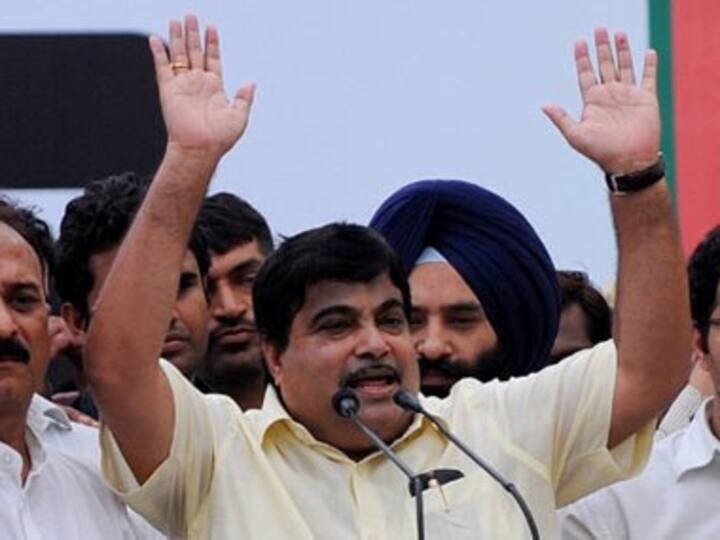 Cong would have repressed Hazare's fast but for BJP: Gadkari