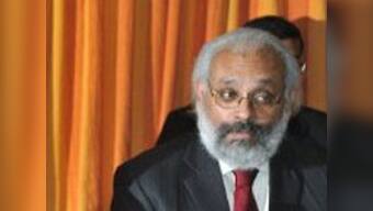 RBI not to intervene in foreign exchange market: Gokarn