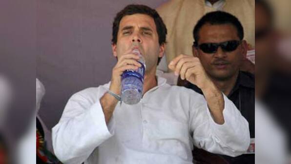 Unhappy Congressmen jump before Rahul's cavalcade