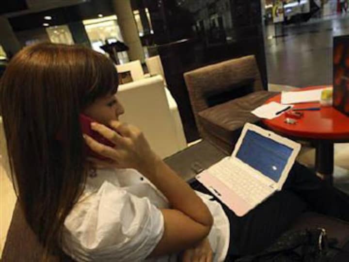 Buying clothes online? New technology may help