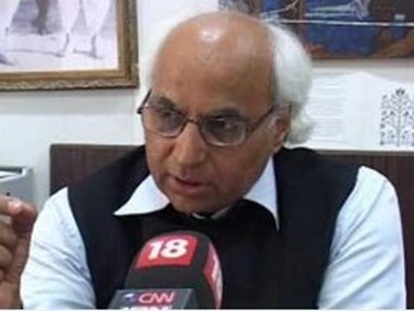 Cash-for-votes: Sudheendra Kulkarni and four others granted bail Cash-for-votes: Sudheendra Kulkarni and four others granted bail