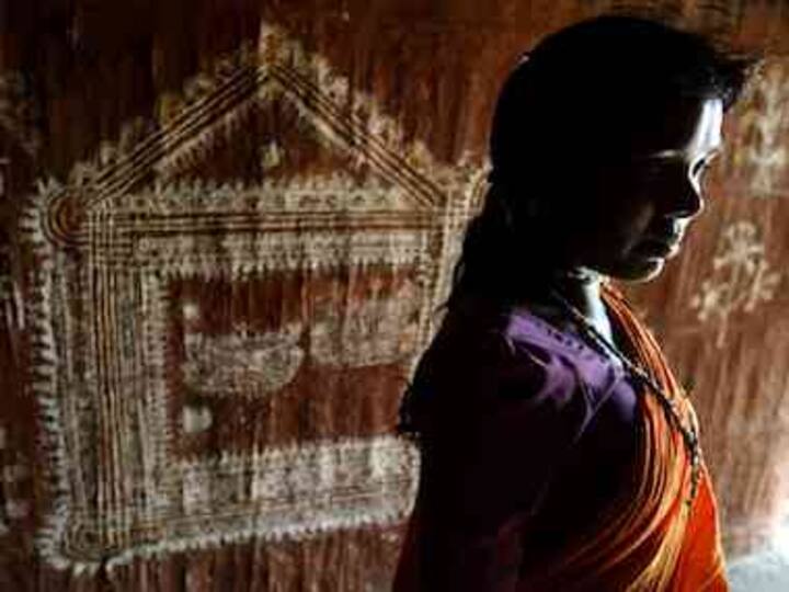 Lambadi-Adivasi rift widens to grave proportions in Telangana, state apathy risks worsening tribal conflict Lambadi-Adivasi rift widens to grave proportions in Telangana, state apathy risks worsening tribal conflict