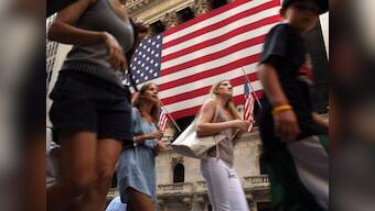 Violence, pepper spray mar US Black Friday shopping