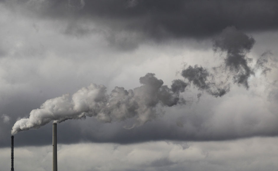 High air pollution cuts most Indian lives by 3 years: Study High air pollution cuts most Indian lives by 3 years: Study