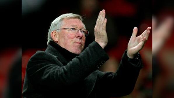 EPL: Man United hope to turn up heat on City 