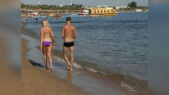 Egypt's Islamists offer vision for sin-free tourism 