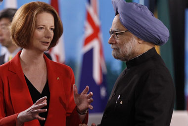 Oz snubs Pak's call for uranium equality, calls India 'unique' Oz snubs Pak's call for uranium equality, calls India 'unique'