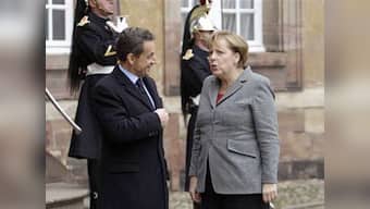Eurozone agrees to tighten fiscal controls, fails on treaty change