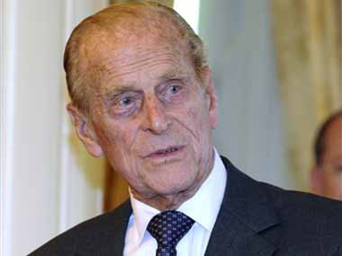 Queen Elizabeth visits husband in hospital Queen Elizabeth visits husband in hospital