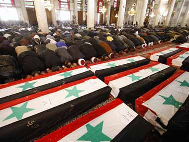 Thousands attend funerals for Syrian bomb victims Thousands attend funerals for Syrian bomb victims