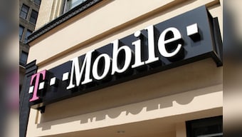 T-Mobile and Sprint are working together to salvage $74 billion merger talks