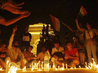 Come on Anna, Delhi is with you! Come on Anna, Delhi is with you!