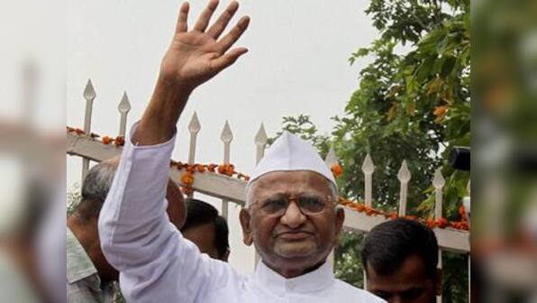 Anna, your timing's off: Why fast when Sachin's batting?