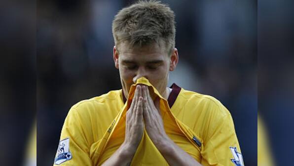 Sunderland's Bendtner and Cattermole arrested for criminal damage