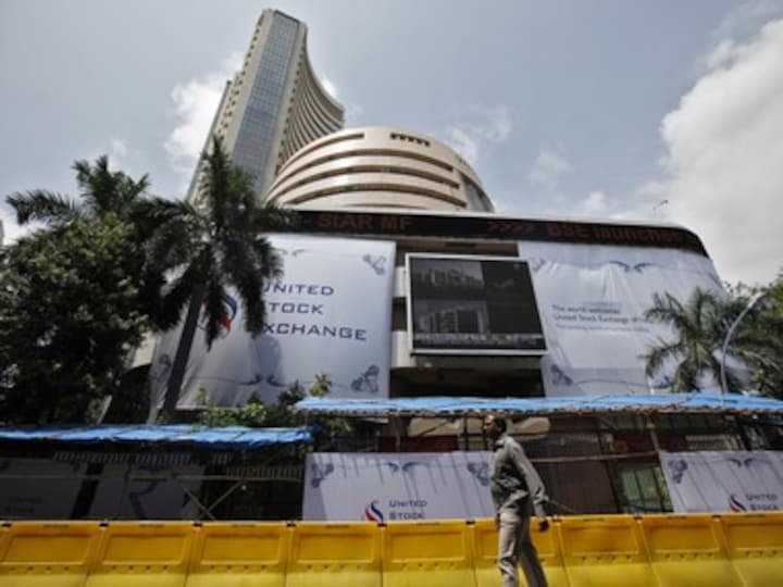Sensex ends 363 pts up, biggest weekly gain since July 09 