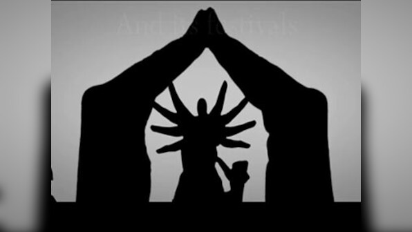 Nomoshkar Kolkata: The beauty of its shadows
