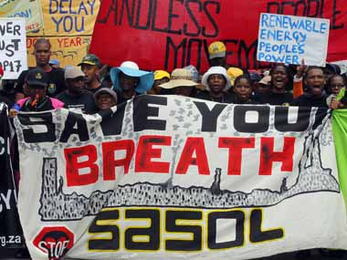 Coalition growing for new deal on greenhouse gas cuts Coalition growing for new deal on greenhouse gas cuts