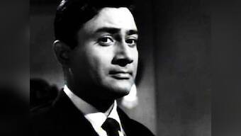 Dev Anand bids final farewell amid rich tributes