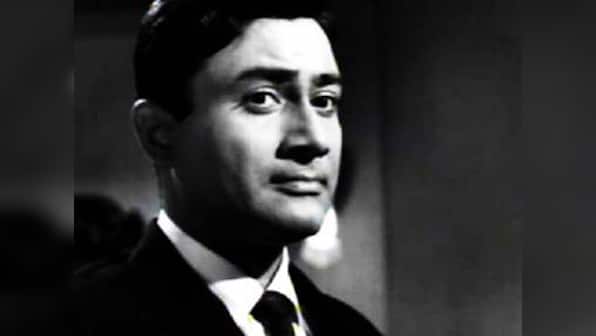 Dev Anand bids final farewell amid rich tributes