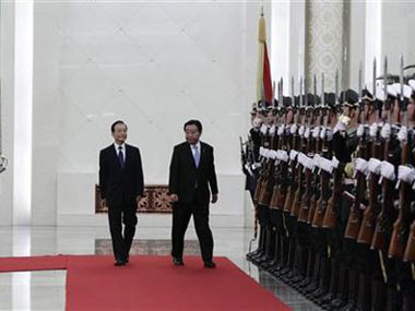 Japan urges China to help keep North Korea in check Japan urges China to help keep North Korea in check