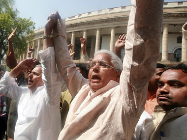 RJD to move court 'within a week' against Bihar governor's invitation to JD(U)-NDA coalition RJD to move court 'within a week' against Bihar governor's invitation to JD(U)-NDA coalition