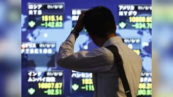 Japanese stocks outperform Asia, euro firm on US economy hopes