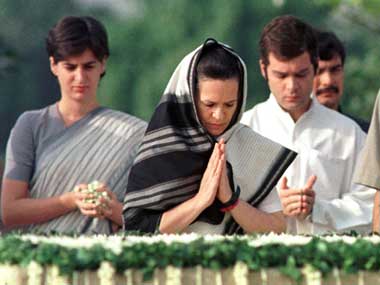 Food security: Easy to feed poor, but not Gandhi family Food security: Easy to feed poor, but not Gandhi family