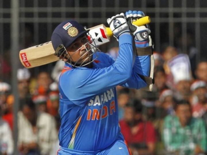 Sehwag’s batting is robust prose, Sachin’s flowing poetry