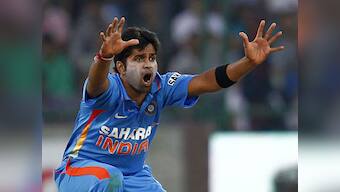 Vinay Kumar to replace injured Aaron for Australia test series