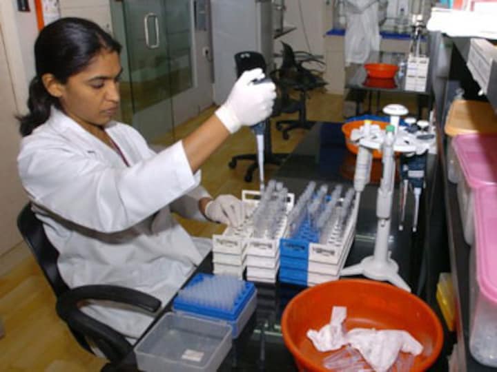 It's come to this: 22 million men found jobs when women left theirs