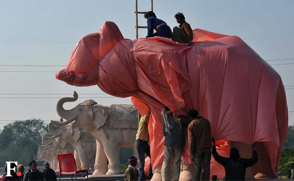 Authorities in Lucknow and Noida have started draping statues of Uttar Pradesh chief minister and the elephant, the symbol of her Bahujan Samajwadi Party (BSP). Naresh Sharma/ Firstpost Authorities in Lucknow and Noida have started draping statues of Uttar Pradesh chief minister and the elephant, the symbol of her Bahujan Samajwadi Party (BSP). Naresh Sharma/ Firstpost