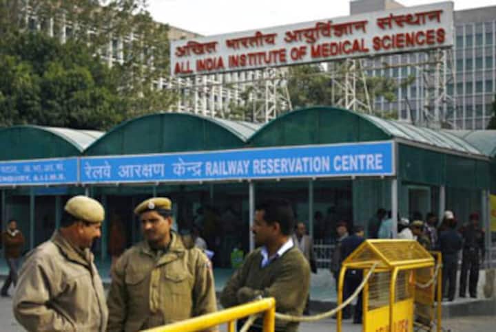 Medical test racket unearthed in AIIMS, five arrested Medical test racket unearthed in AIIMS, five arrested