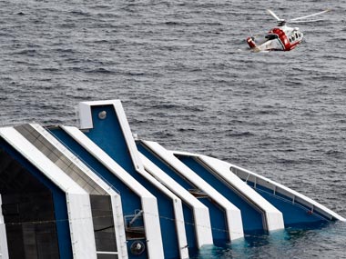 Coastguard pleaded Concordia captain to get back on board Coastguard pleaded Concordia captain to get back on board