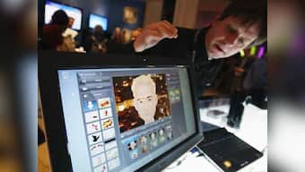 Dell to launch consumer tablet in late 2012