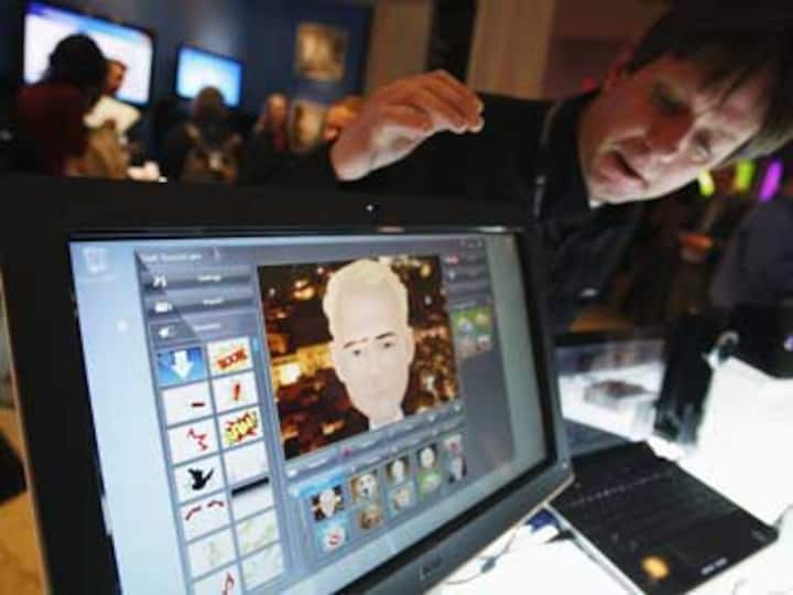 Dell to launch consumer tablet in late 2012 
