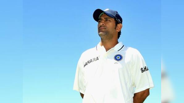Dhoni offers to quit Test captaincy immediately