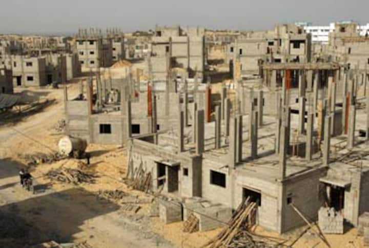 Israel, Palestinians to meet Tuesday after a year of deadlock