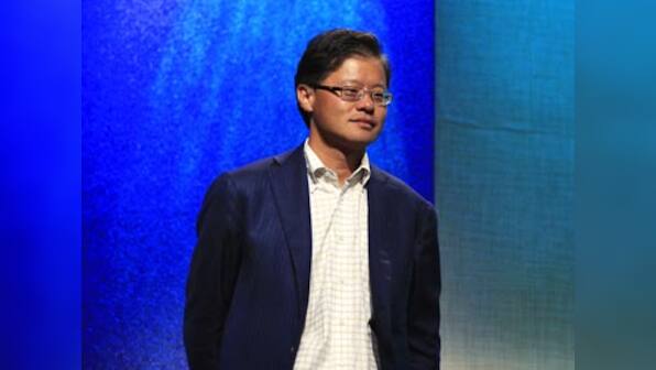 'Chief Yahoo' Jerry Yang quits, paving way for Asia deals 