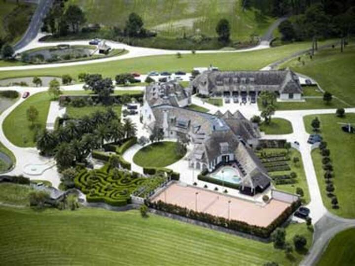 Megaupload founder joked about his 'hacker' past Megaupload founder joked about his 'hacker' past