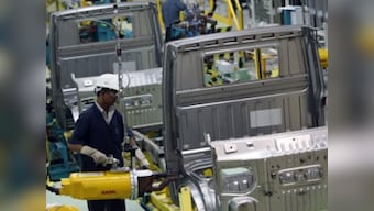 M&M to launch 2 green cars, 1 SUV by Diwali