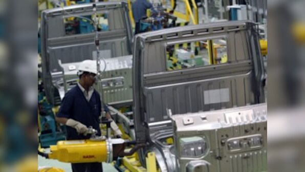 M&M to launch 2 green cars, 1 SUV by Diwali