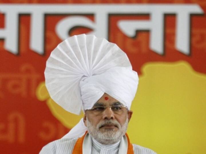 Those who've looted the country, now oppose development: Modi