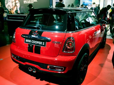 Auto Expo 2012: BMW's iconic Mini comes to India Auto Expo 2012: BMW's iconic Mini comes to India